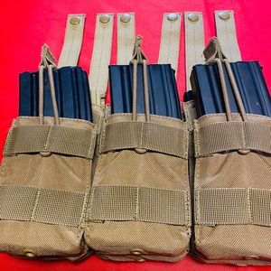 Condor triple stack M4 mag pouch.
